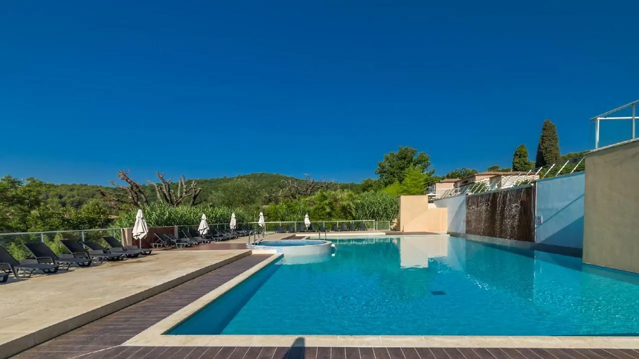 **** Station touristique Vacancéole – Le Domaine de Camiole Callian  France